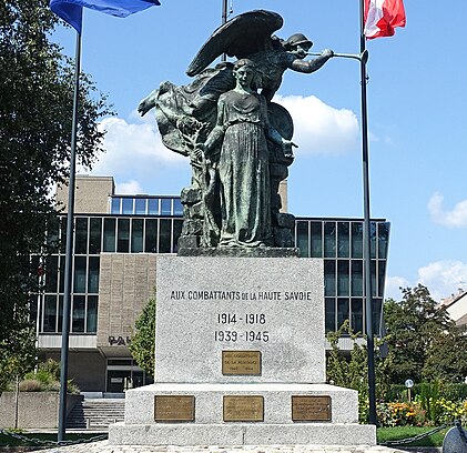 Base des Soldats morts pour la patrie